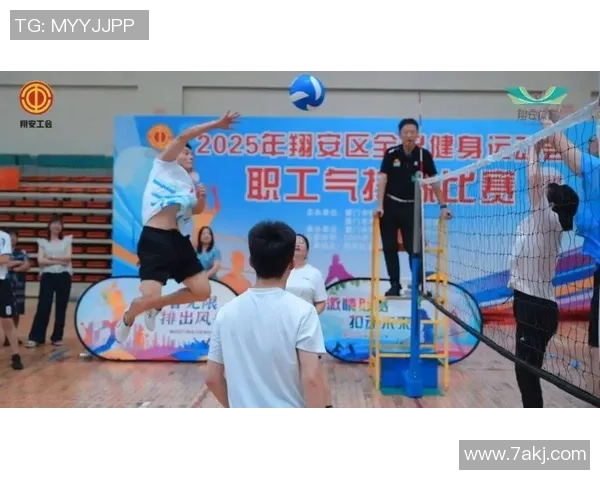 排球盛宴:深入武汉排球队的耐力训练与精神探索 排球盛宴:深入武汉排球队的耐力训练与精神探索