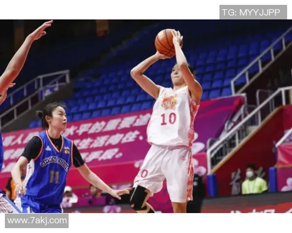 杭州乒乓球队在大师赛积分榜上以100分稳居第一名引发关注 杭州乒乓球队在大师赛积分榜上以100分稳居第一名引发关注